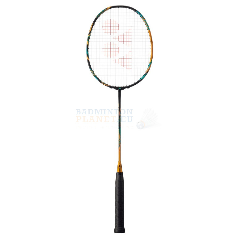 Yonex Astrox 88D Pro 4U G5 badminton racket? - Badmintonplanet.eu