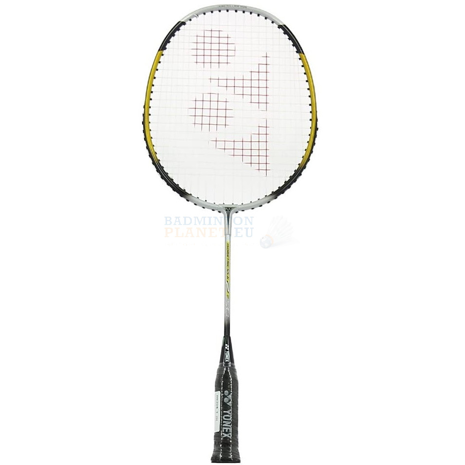 Yonex isometric outlet